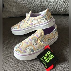 NWT Little girls VANS that glow in the dark! Size 11